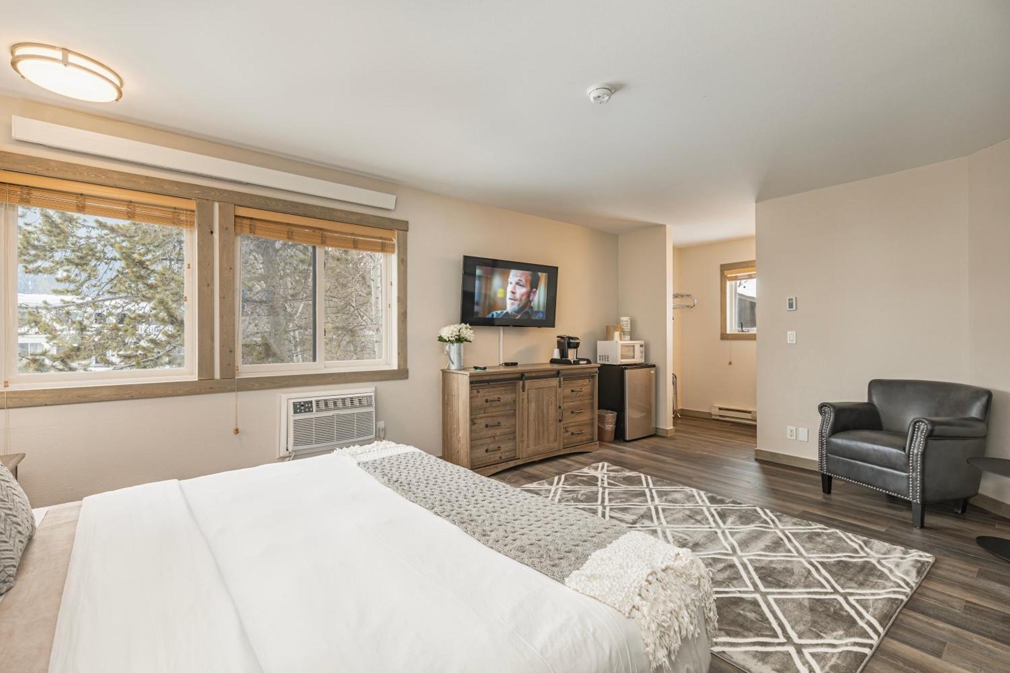 Lodge Miller Park Jackson